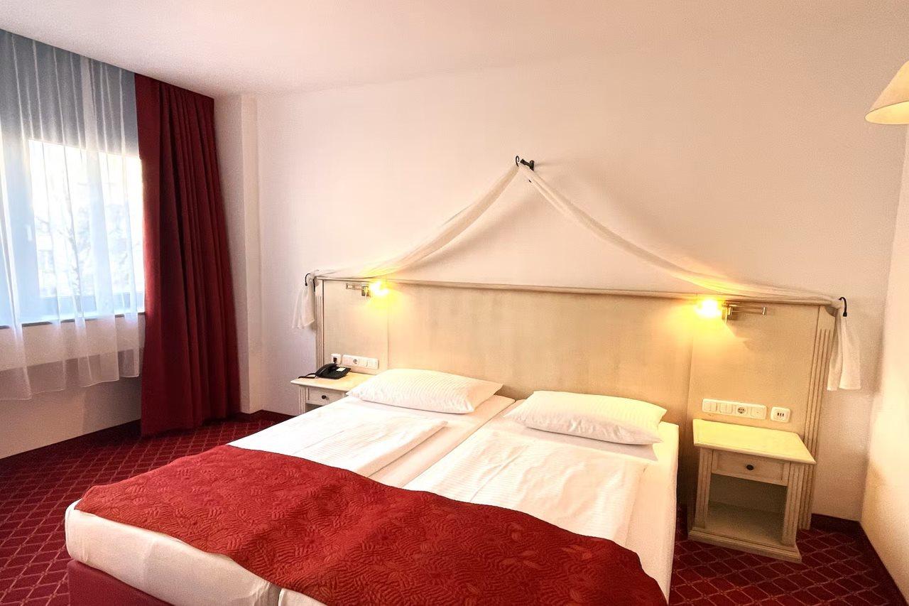 Hotel Chateau Kurfuerstendamm Berlijn Buitenkant foto