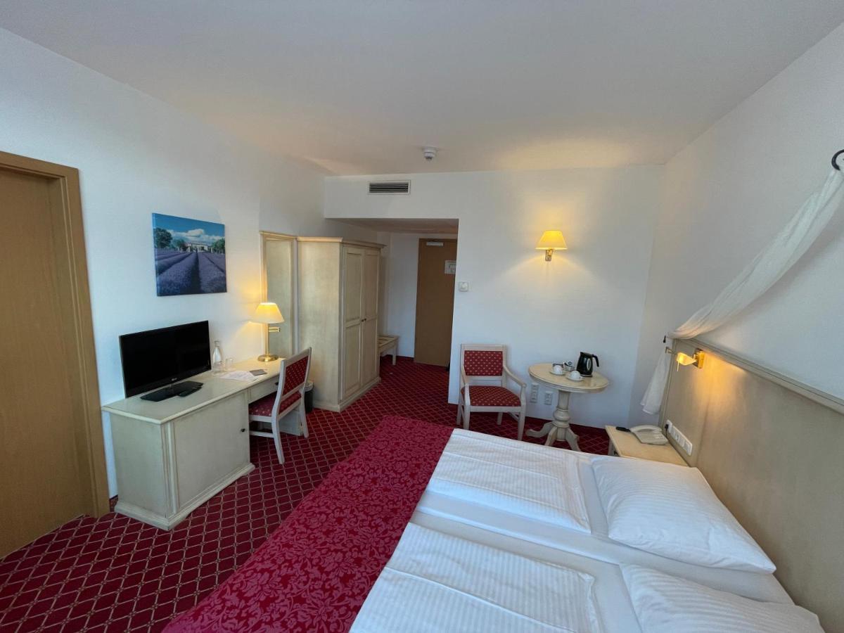 Hotel Chateau Kurfuerstendamm Berlijn Buitenkant foto