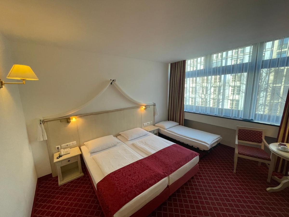 Hotel Chateau Kurfuerstendamm Berlijn Buitenkant foto