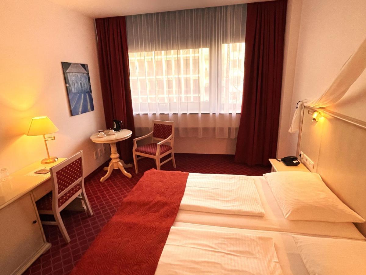 Hotel Chateau Kurfuerstendamm Berlijn Buitenkant foto