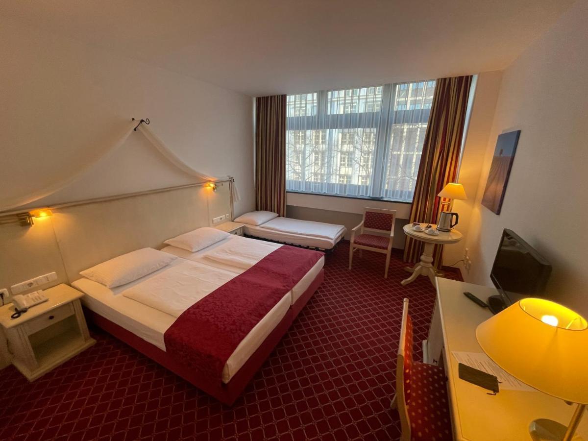 Hotel Chateau Kurfuerstendamm Berlijn Buitenkant foto
