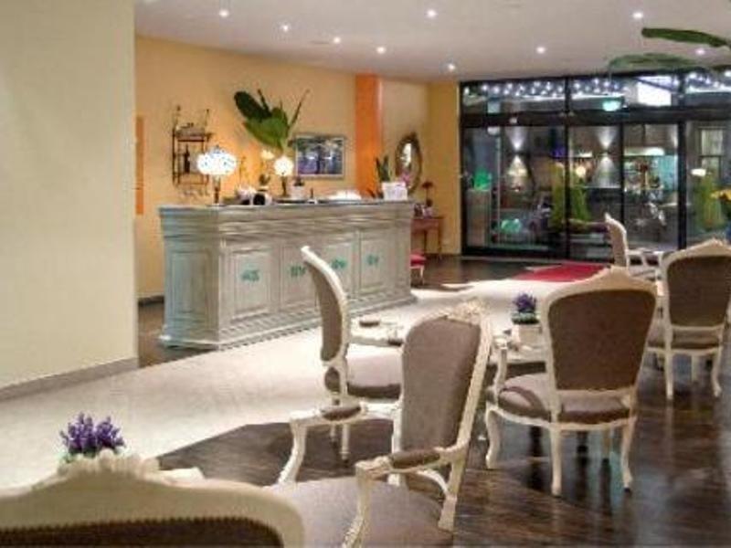 Hotel Chateau Kurfuerstendamm Berlijn Buitenkant foto